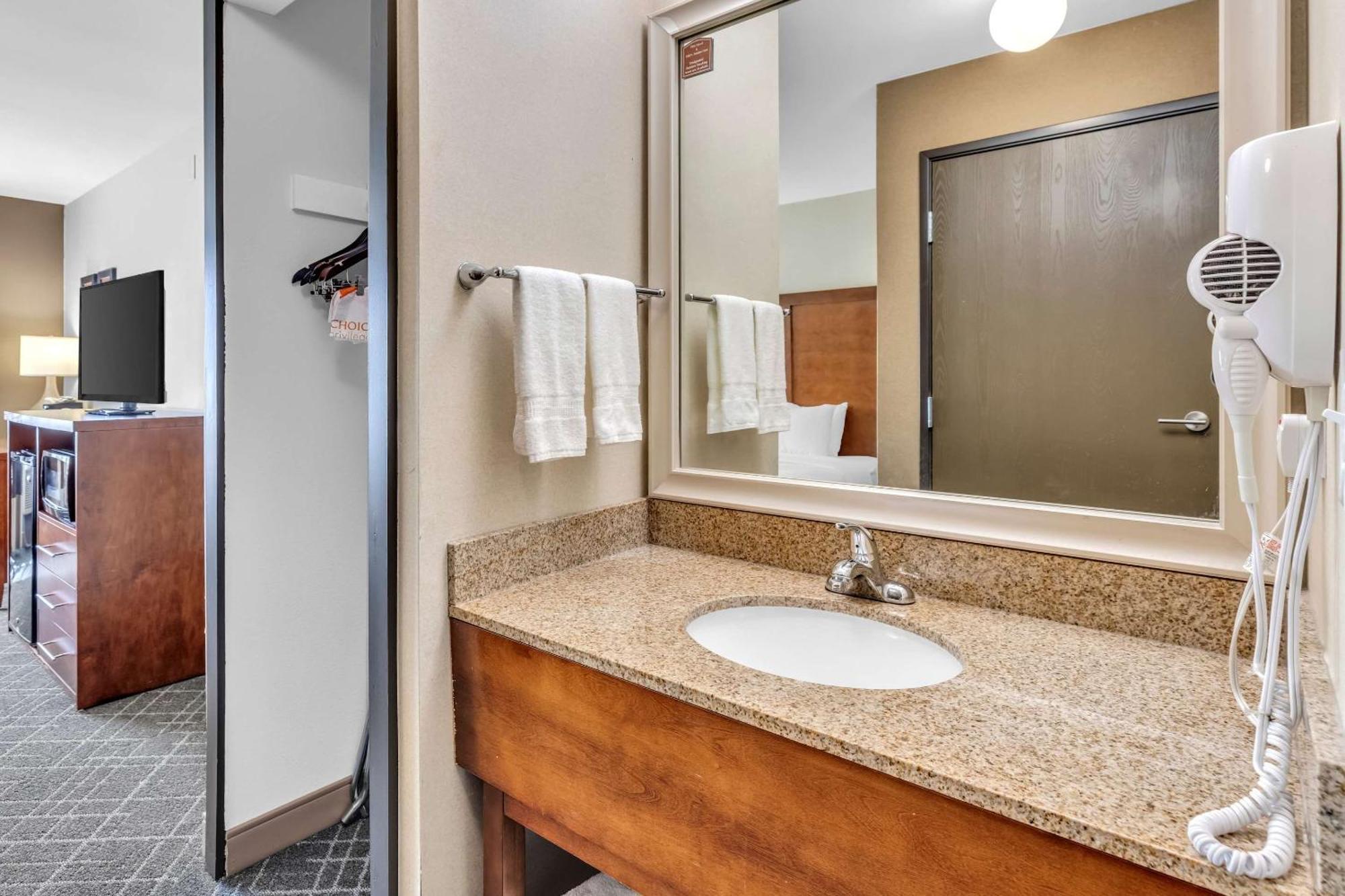 Comfort Inn Denver West Arvada Station Wheat Ridge Eksteriør billede
